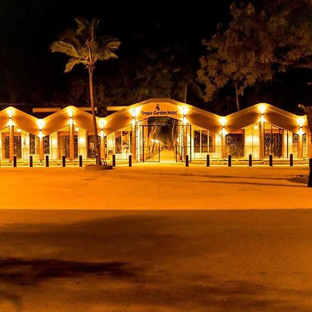 Tropic Garden Hotel Bakau Exterior foto