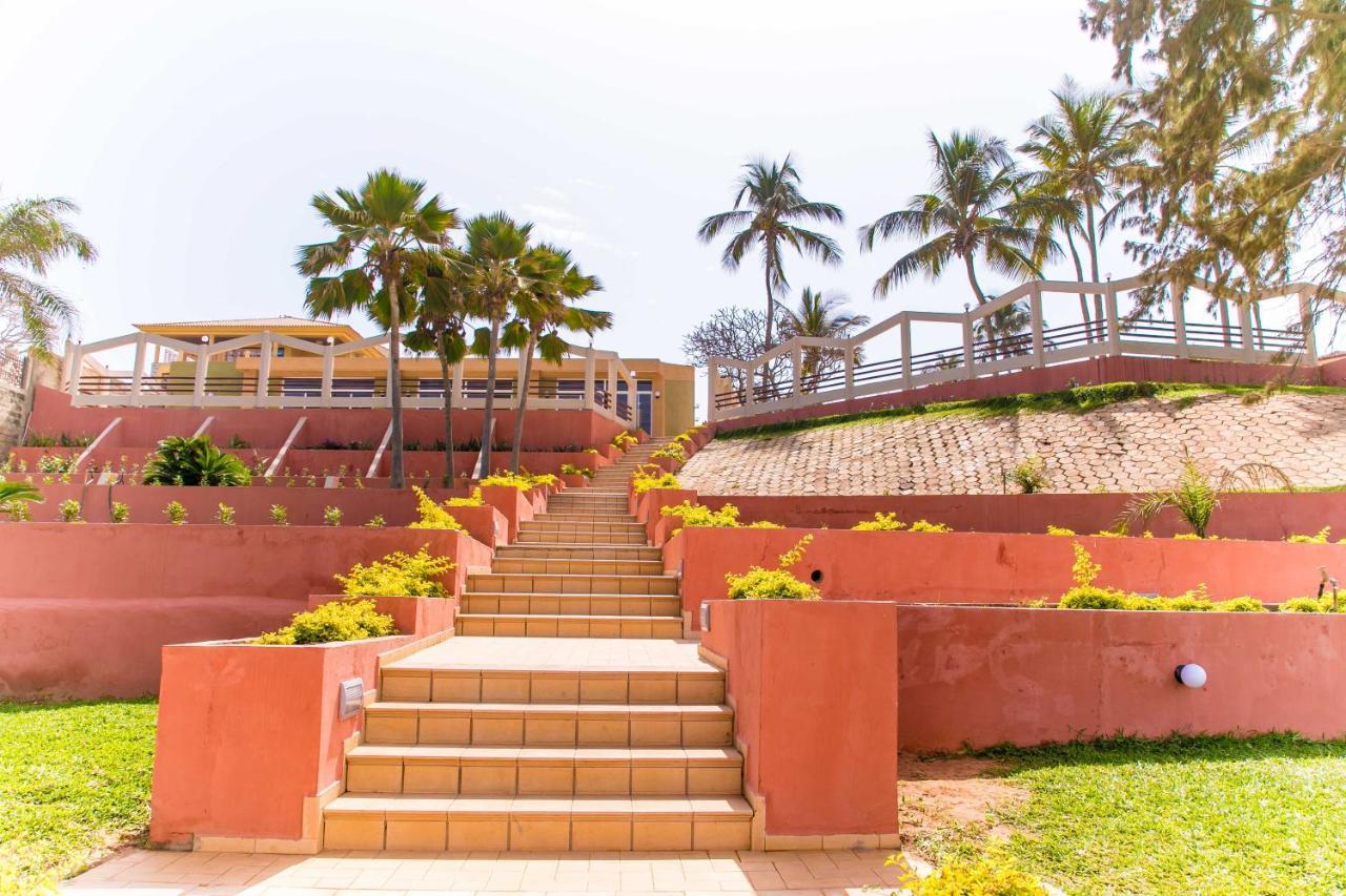 Tropic Garden Hotel Bakau Exterior foto